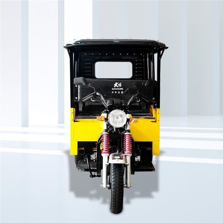 3 Wheels Motor Tipper